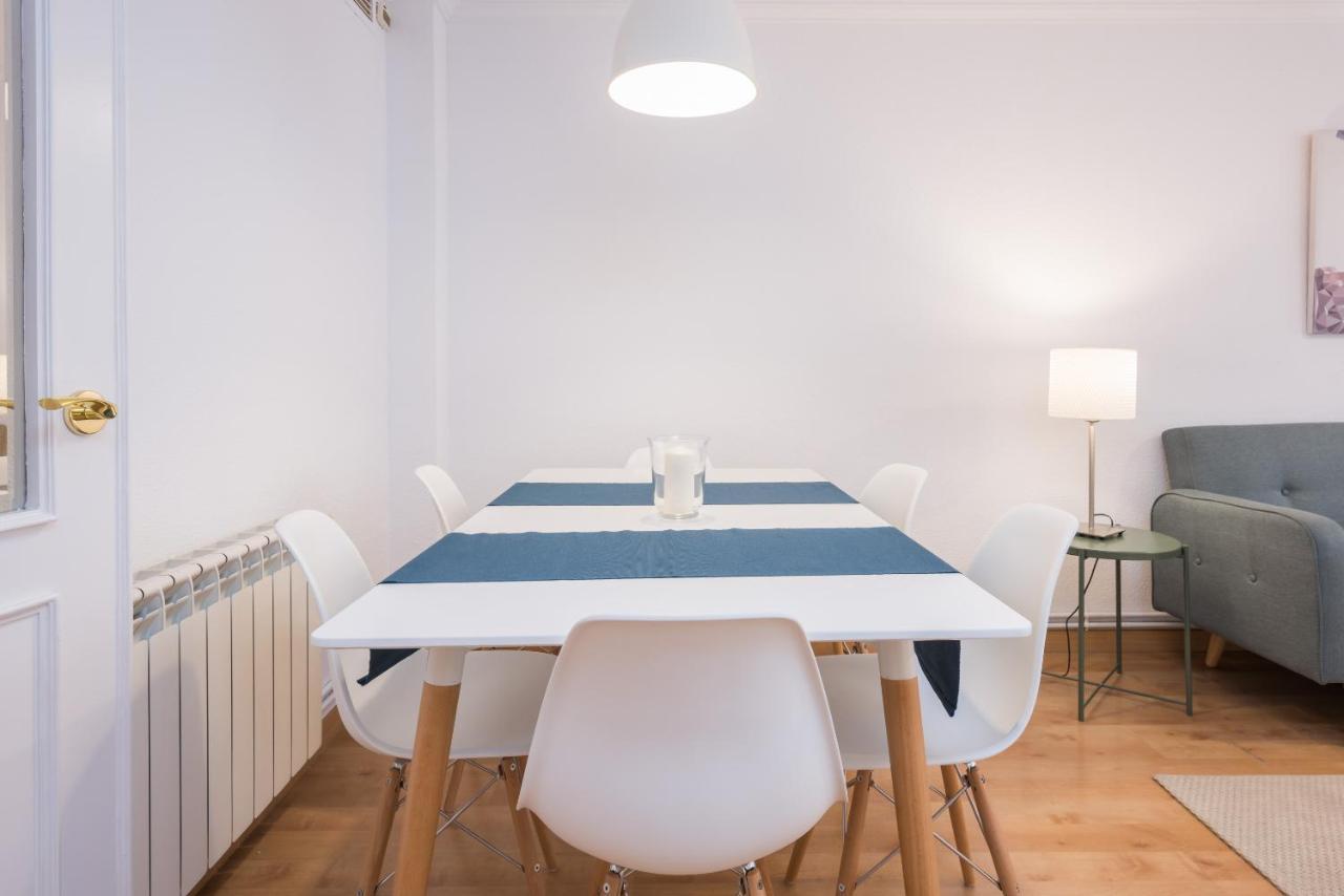 מאלגה Apartamentos Paseo De La Farola מראה חיצוני תמונה