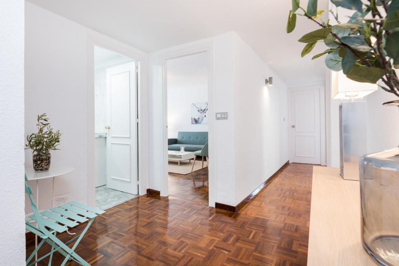 מאלגה Apartamentos Paseo De La Farola מראה חיצוני תמונה