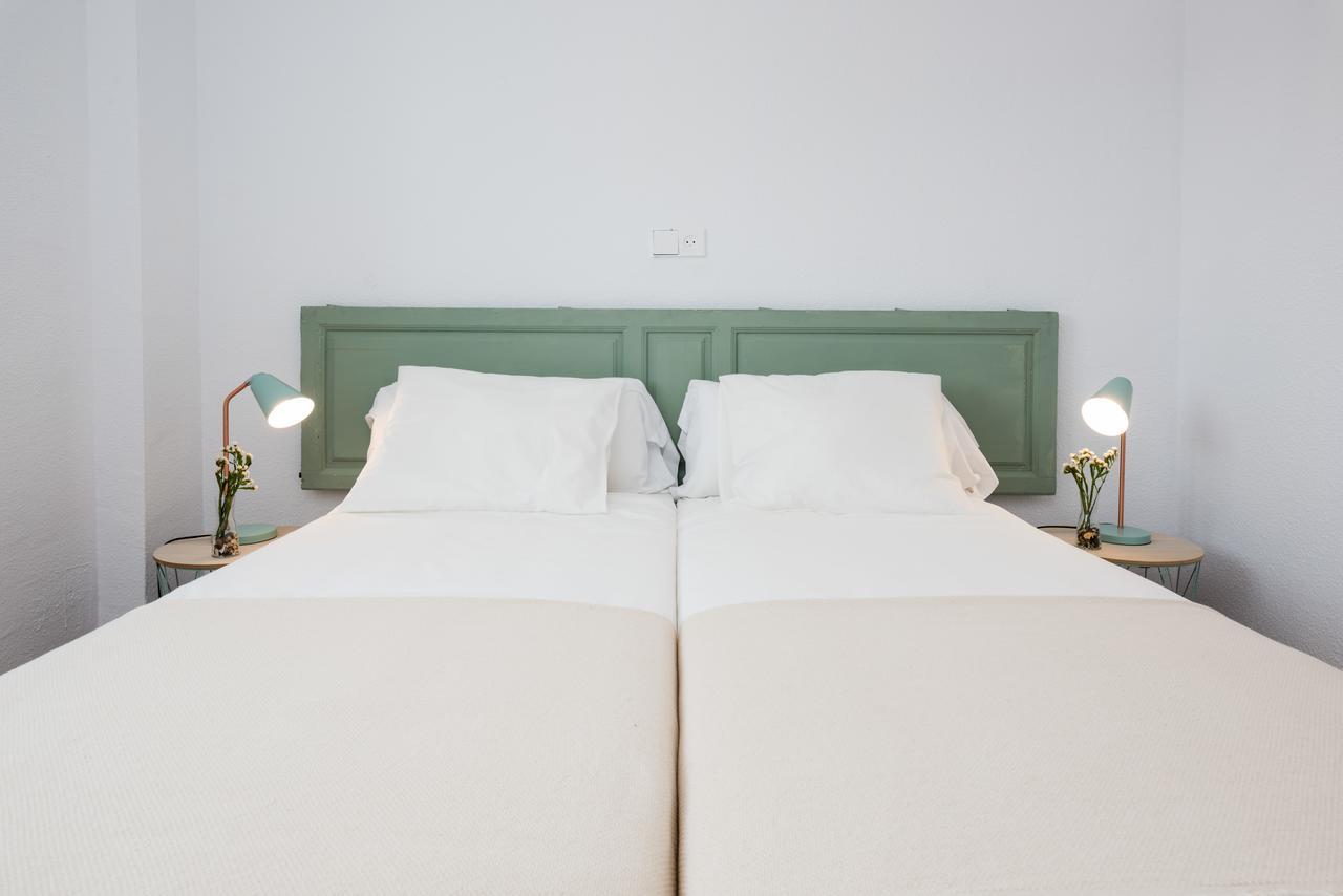 מאלגה Apartamentos Paseo De La Farola מראה חיצוני תמונה