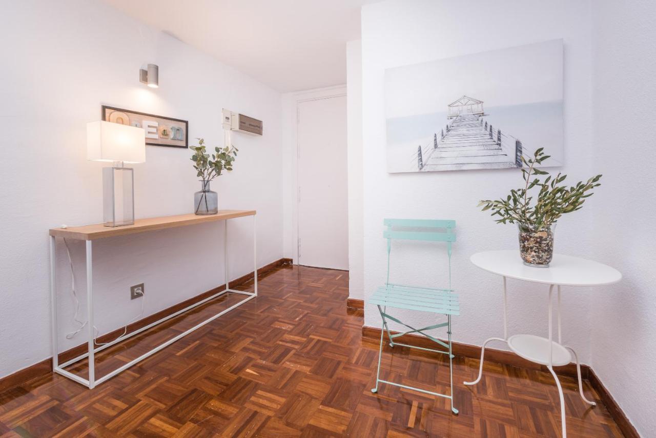 מאלגה Apartamentos Paseo De La Farola מראה חיצוני תמונה