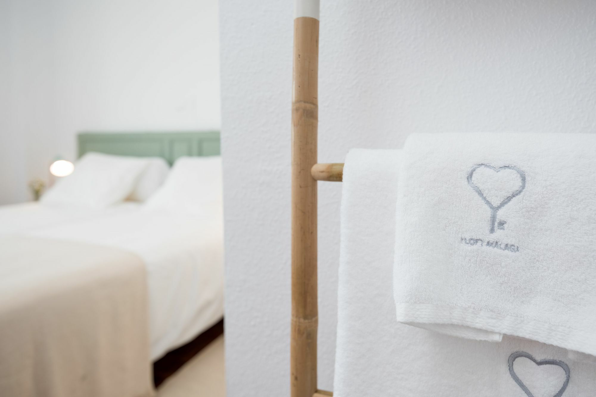 מאלגה Apartamentos Paseo De La Farola מראה חיצוני תמונה